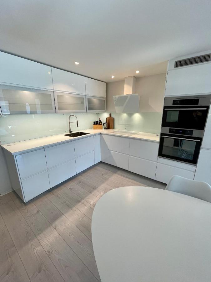Luxury Apartement Close To City Centre With Free Parking Tromsø Eksteriør bilde